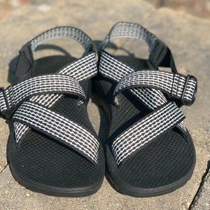 CHACO WOMEN'S Z CLOUD SANDAL SIZE 8